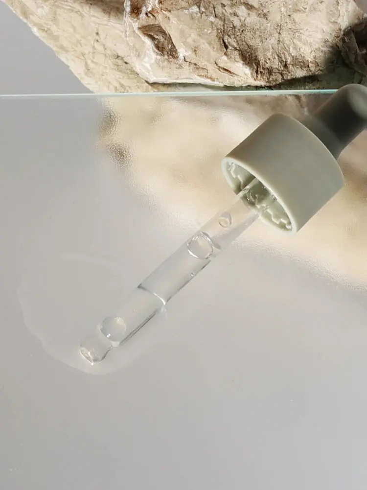 12% Niacinamide Serum + 1% Zinc PCA - Image 3