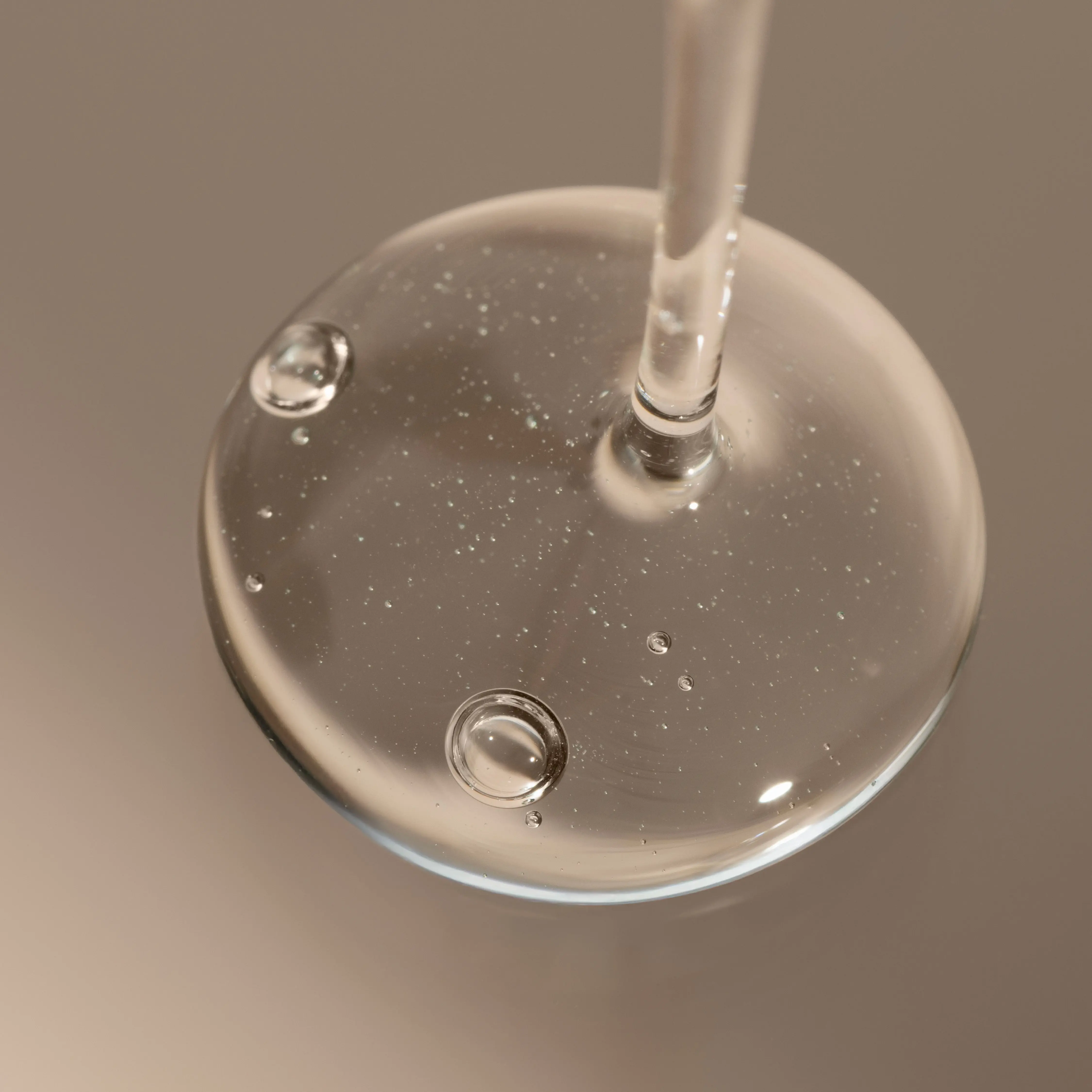 2% Hyaluronic Acid Serum - Image 3
