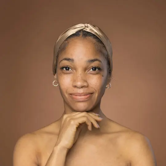 Satin Headband With Twist Khaki - Image 3