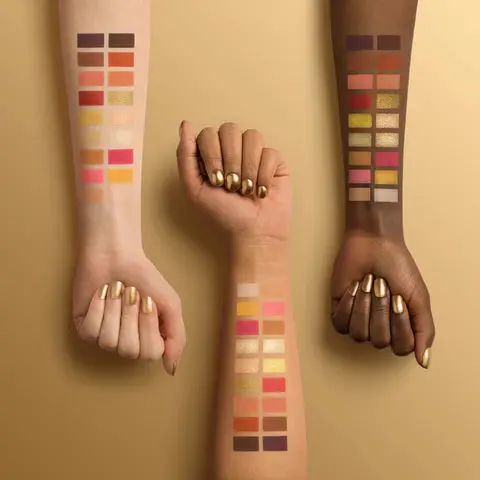 Artistry Palette Gold Blooded - Image 3
