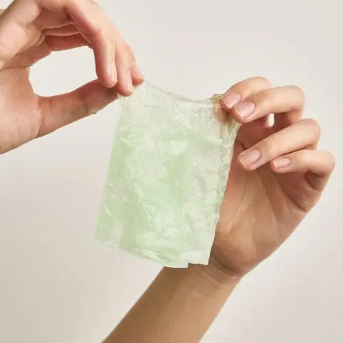 61% Green Vital Energy Complex Mask - Image 2