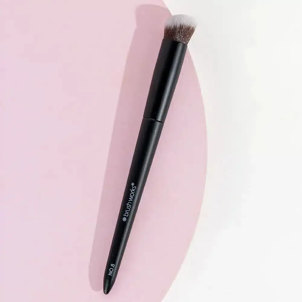 No. 8 Precise Angled Concealer Buffing Brush - Image 5