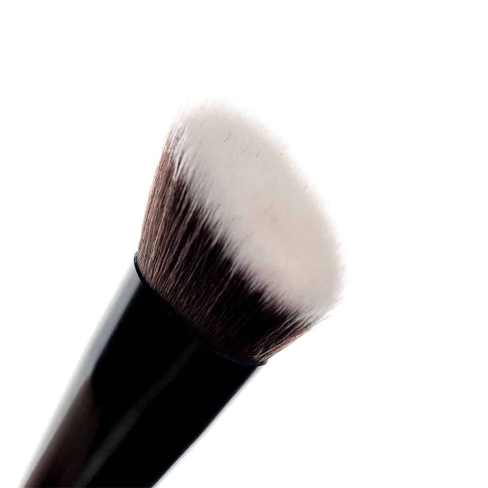 No. 9 Angled Flat Top Foundation Buffing Brush - Image 5
