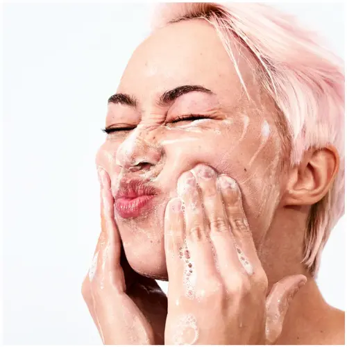 Charcoal & Tea Tree Oil Breakout Control Facial Cleansing Bar - Image 2