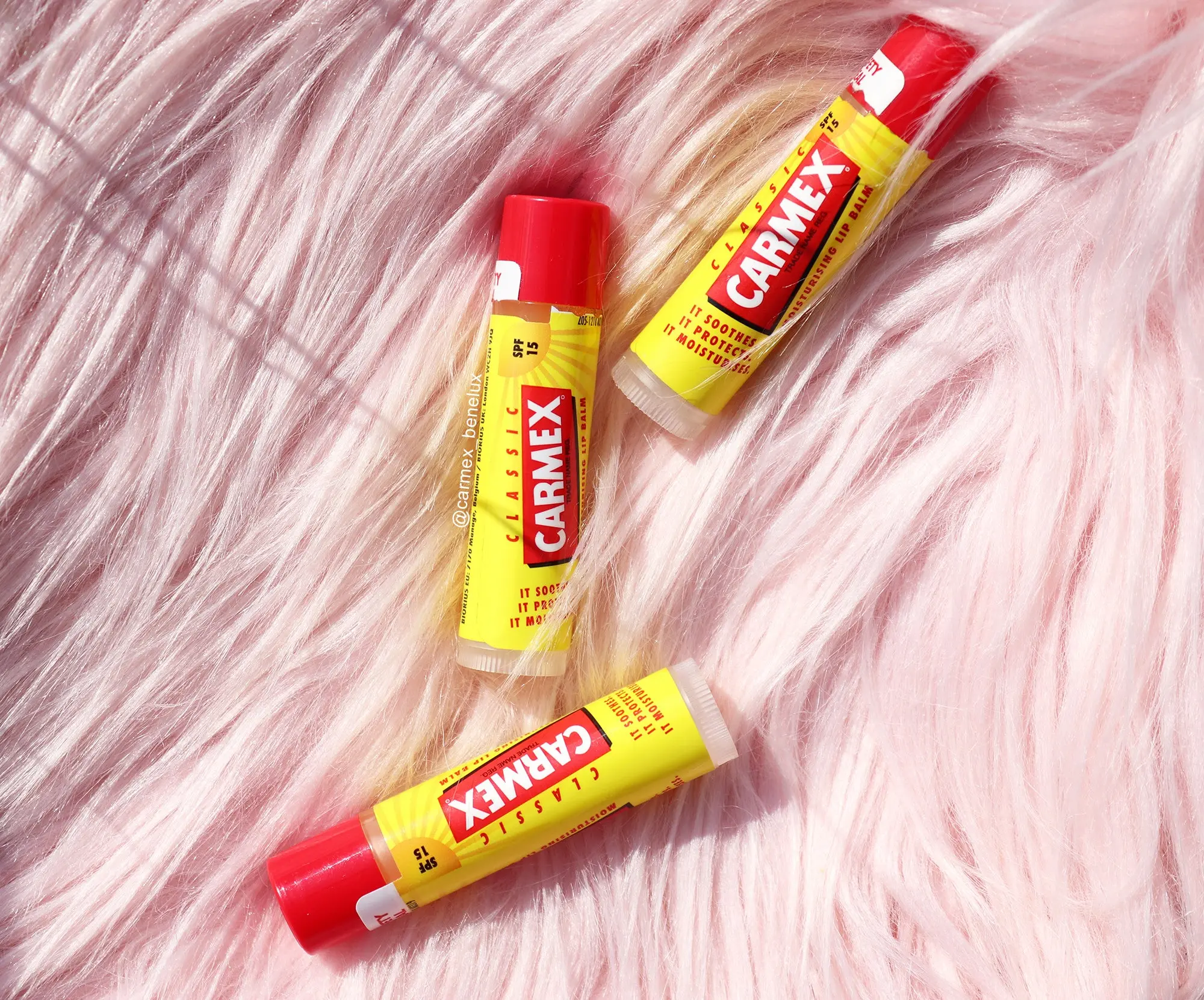 Moisturizing Lip Balm Classic Stick SPF15 - Image 3