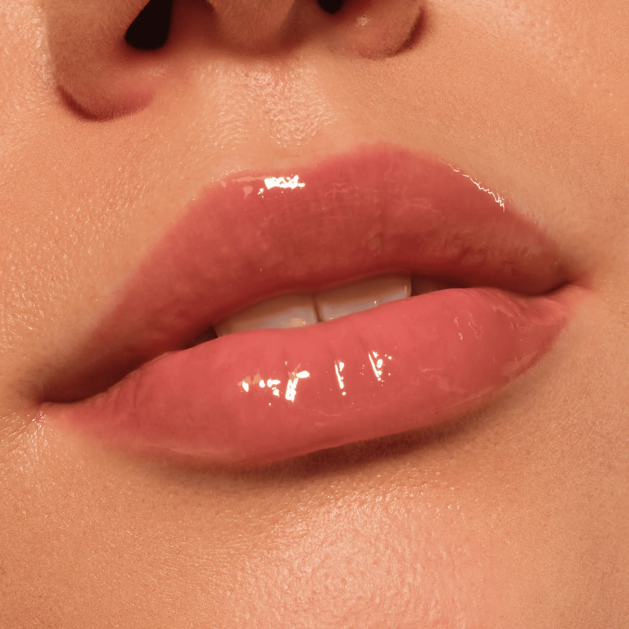 Colour Cushion Juicy Lip Oil 050 Drenched Drama - Image 4