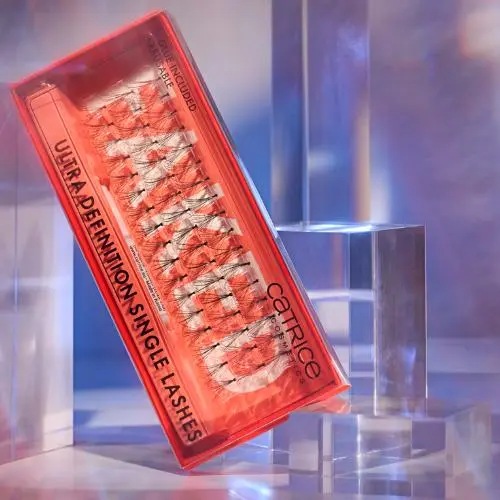 Faked Ultra Definition Single Lashes - Image 7