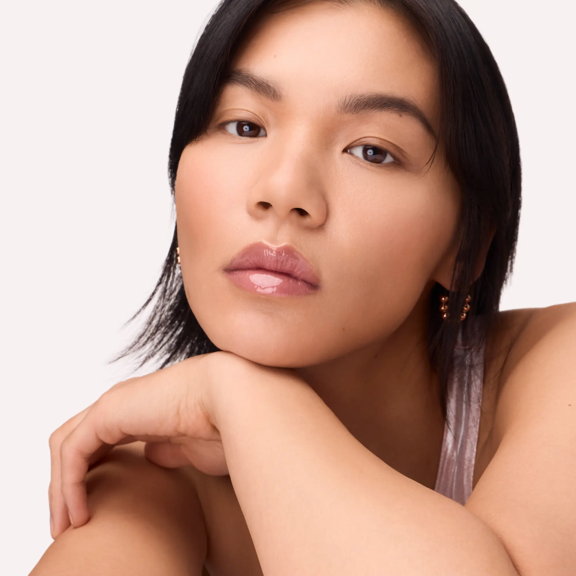 Filler Supreme Lip Gloss 050 Nude, Not Rude - Image 6