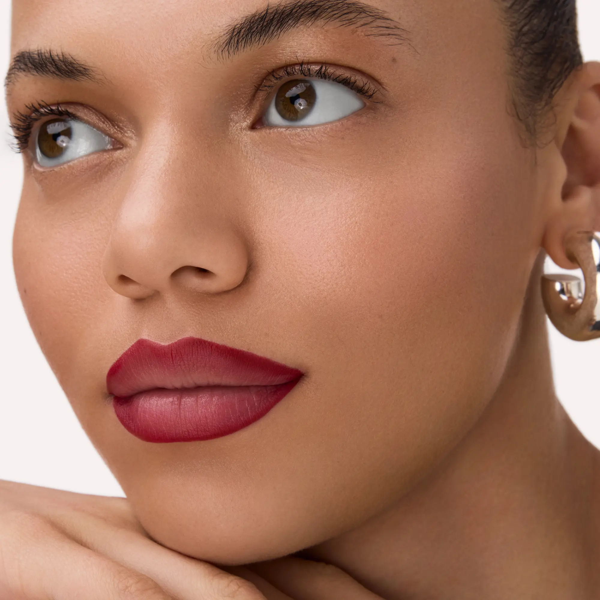 Gel Glide Long-Lasting Lip Liner 030 Left On Red - Image 6