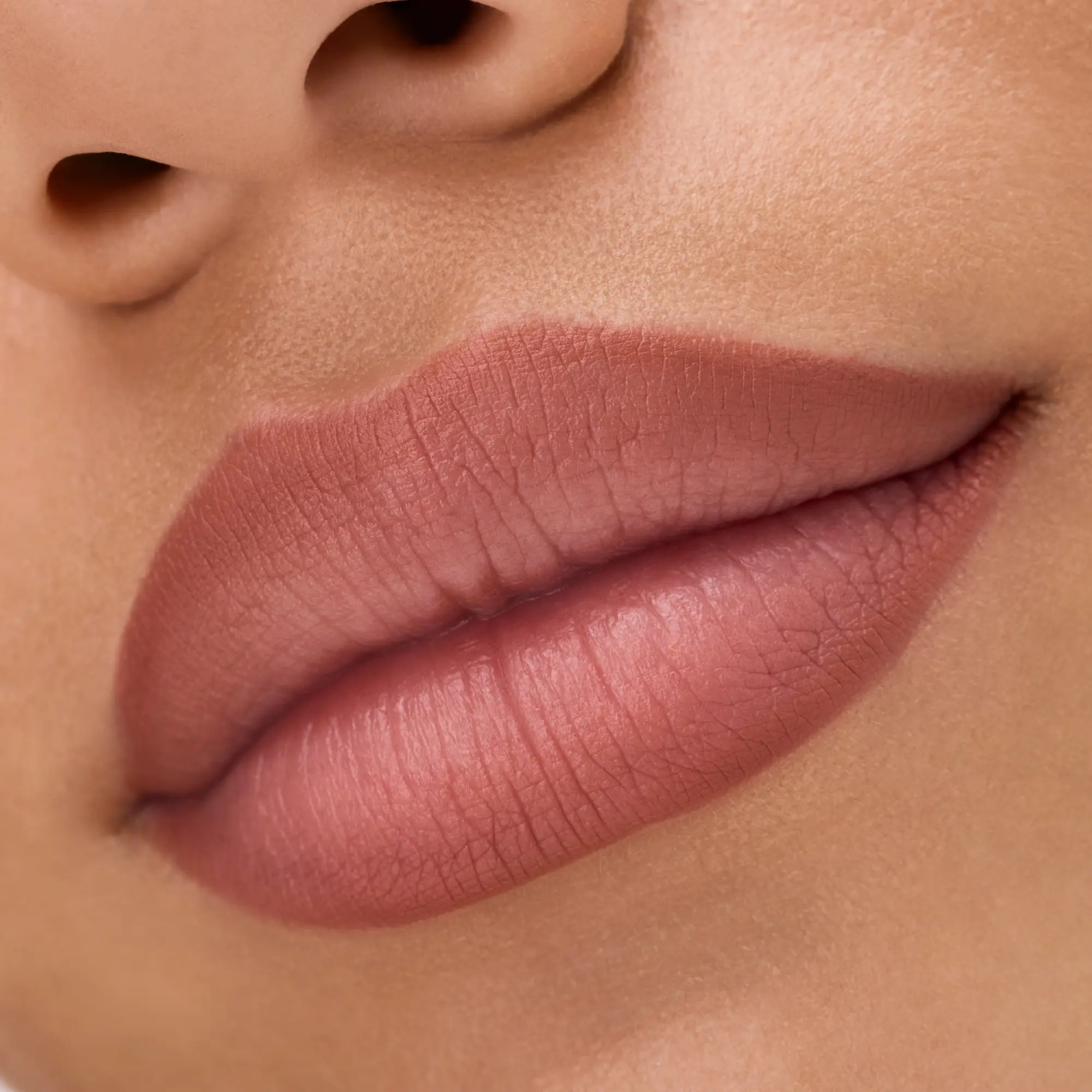 Gel Glide Long-Lasting Lip Liner 040 Latte Lines - Image 2