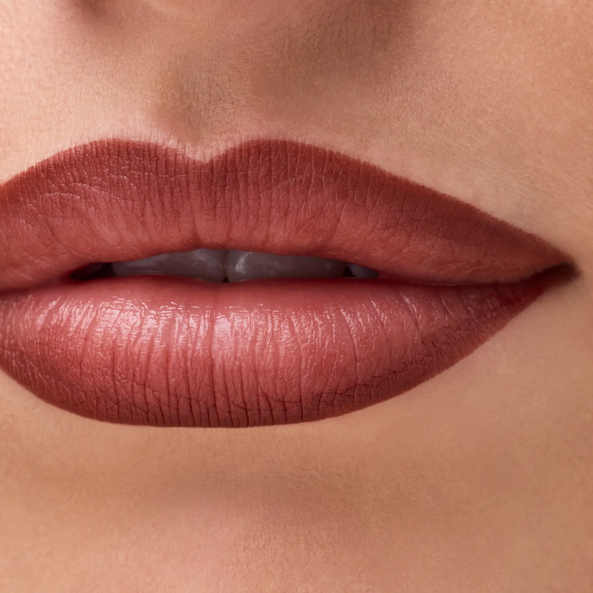 Gel Glide Long-Lasting Lip Liner 050 Sip & Slay - Image 4