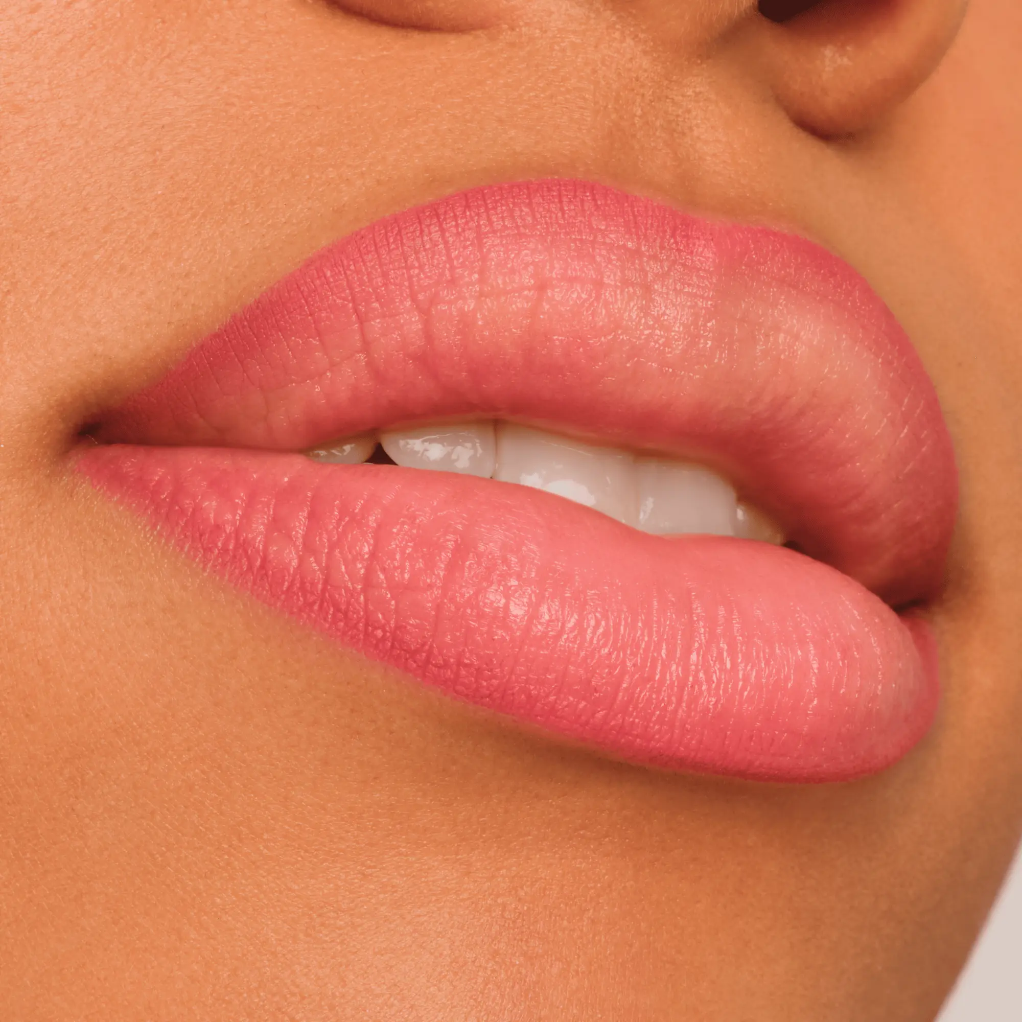 Gel Glide Long-Lasting Lip Liner 080 Sass & Flirty - Image 4