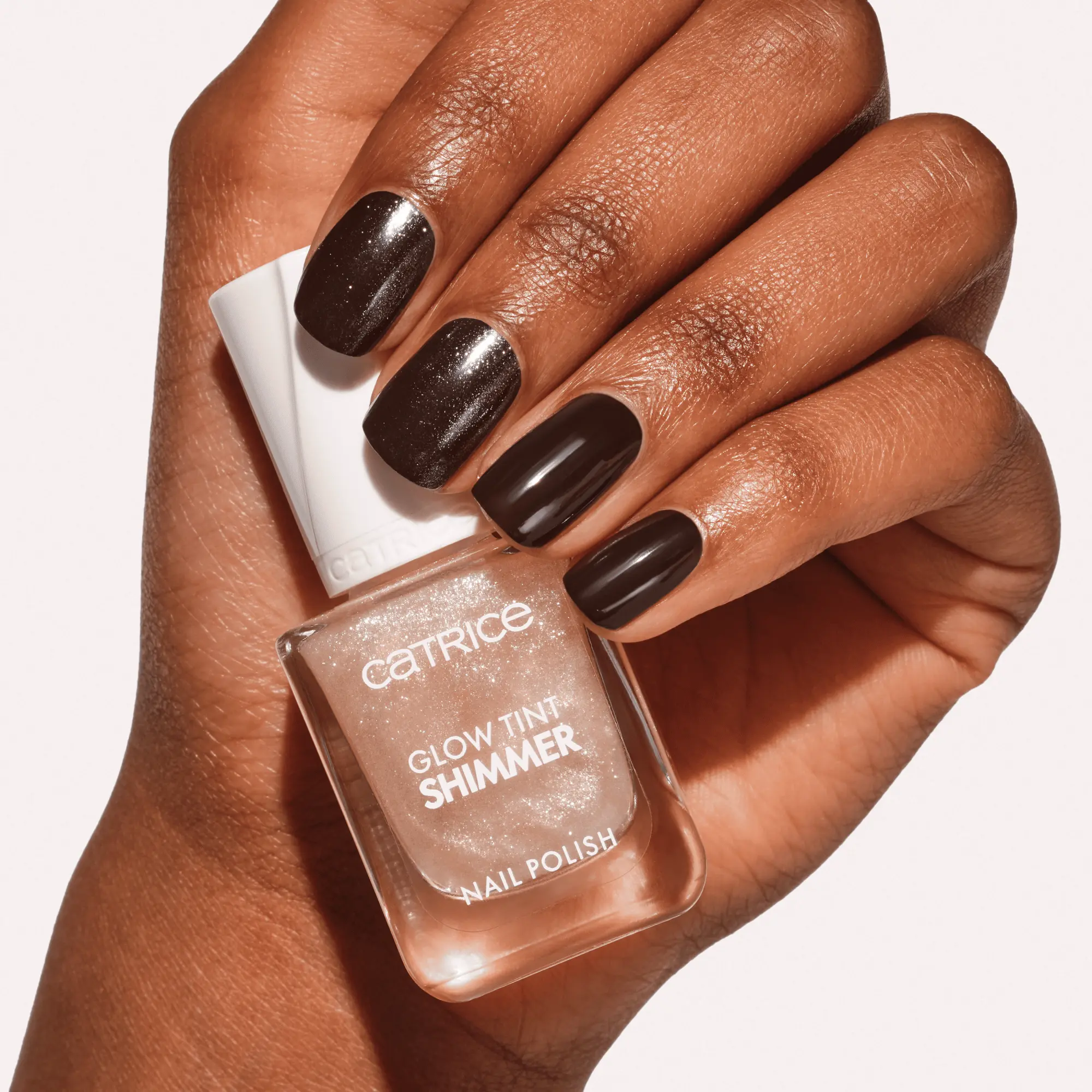 Glow Tint Shimmer Nail Polish 030 Sparkle Symphony - Image 2