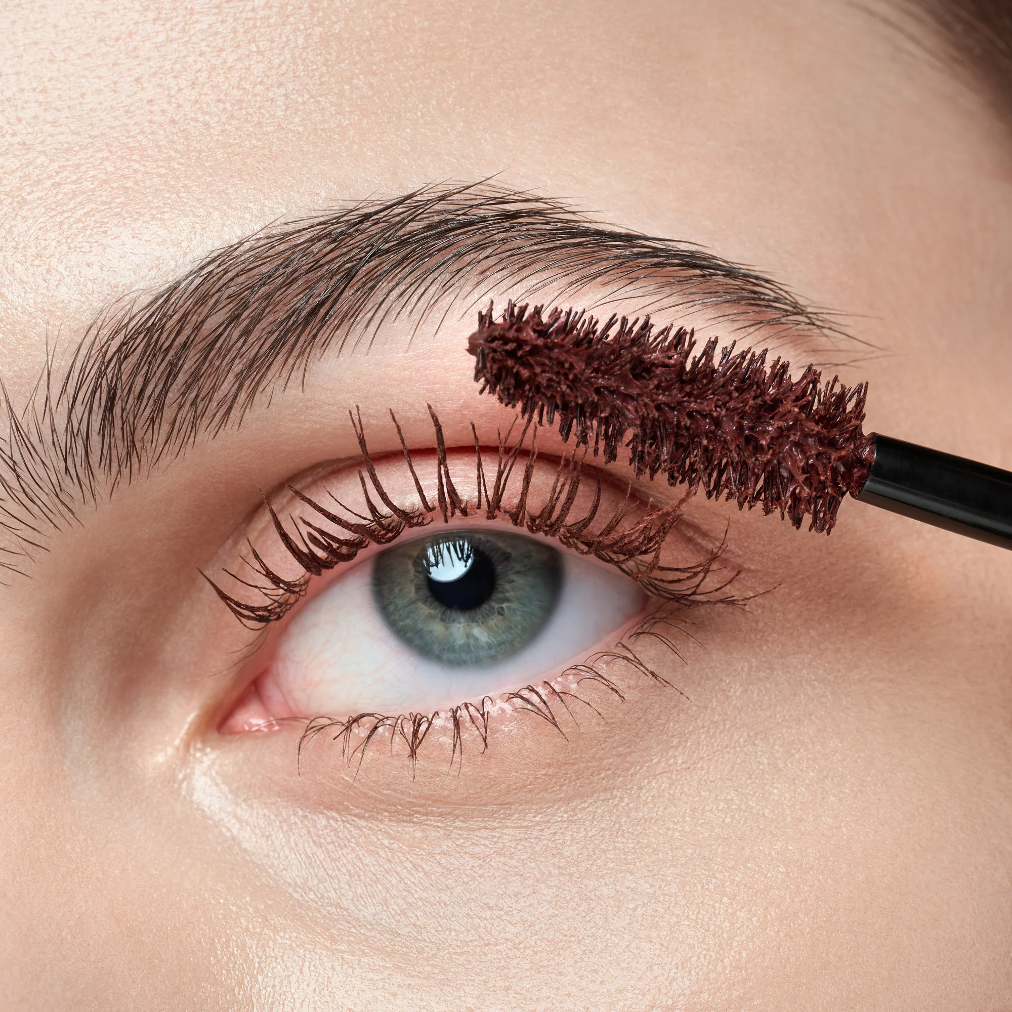 Hyper Lash Mascara 030 Burgundy Bliss - Image 2