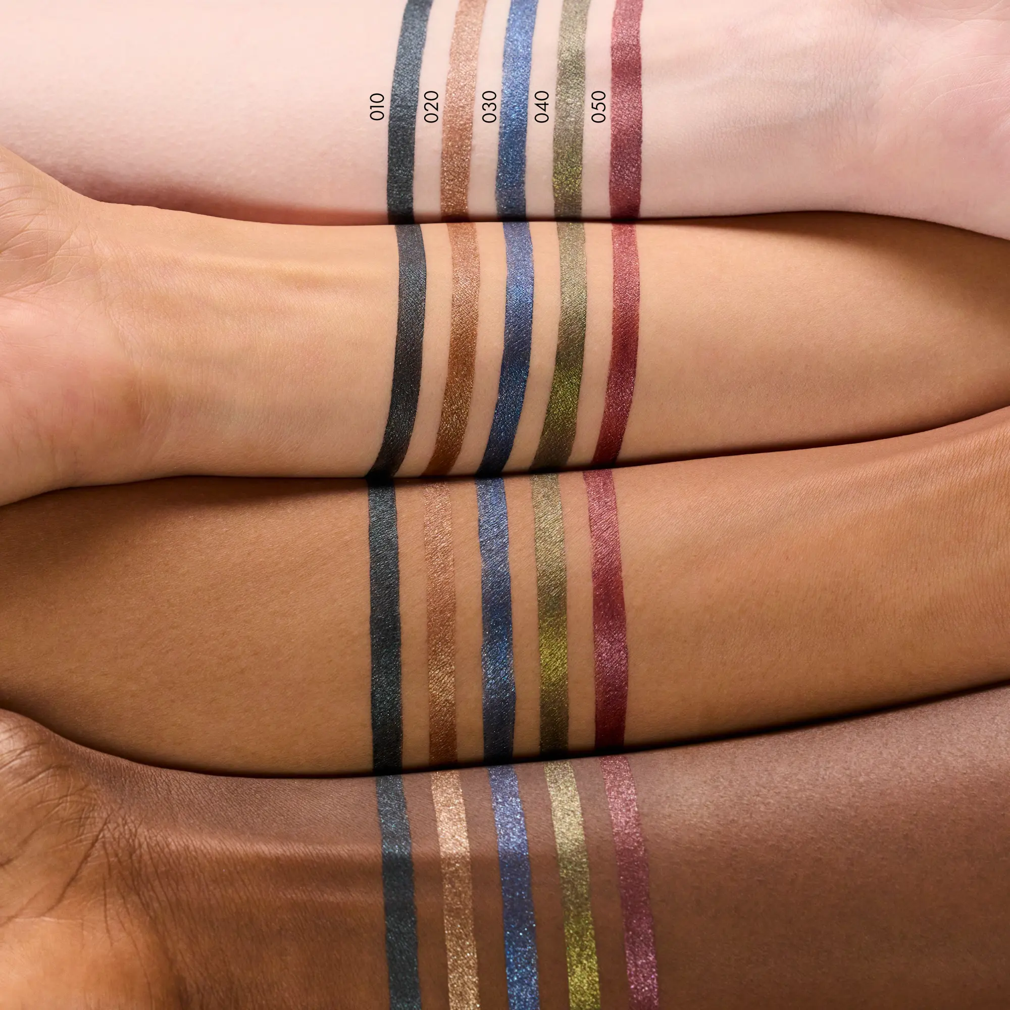 Jewel Glide Effect Eye Pencil 020 Amber Glow - Image 4