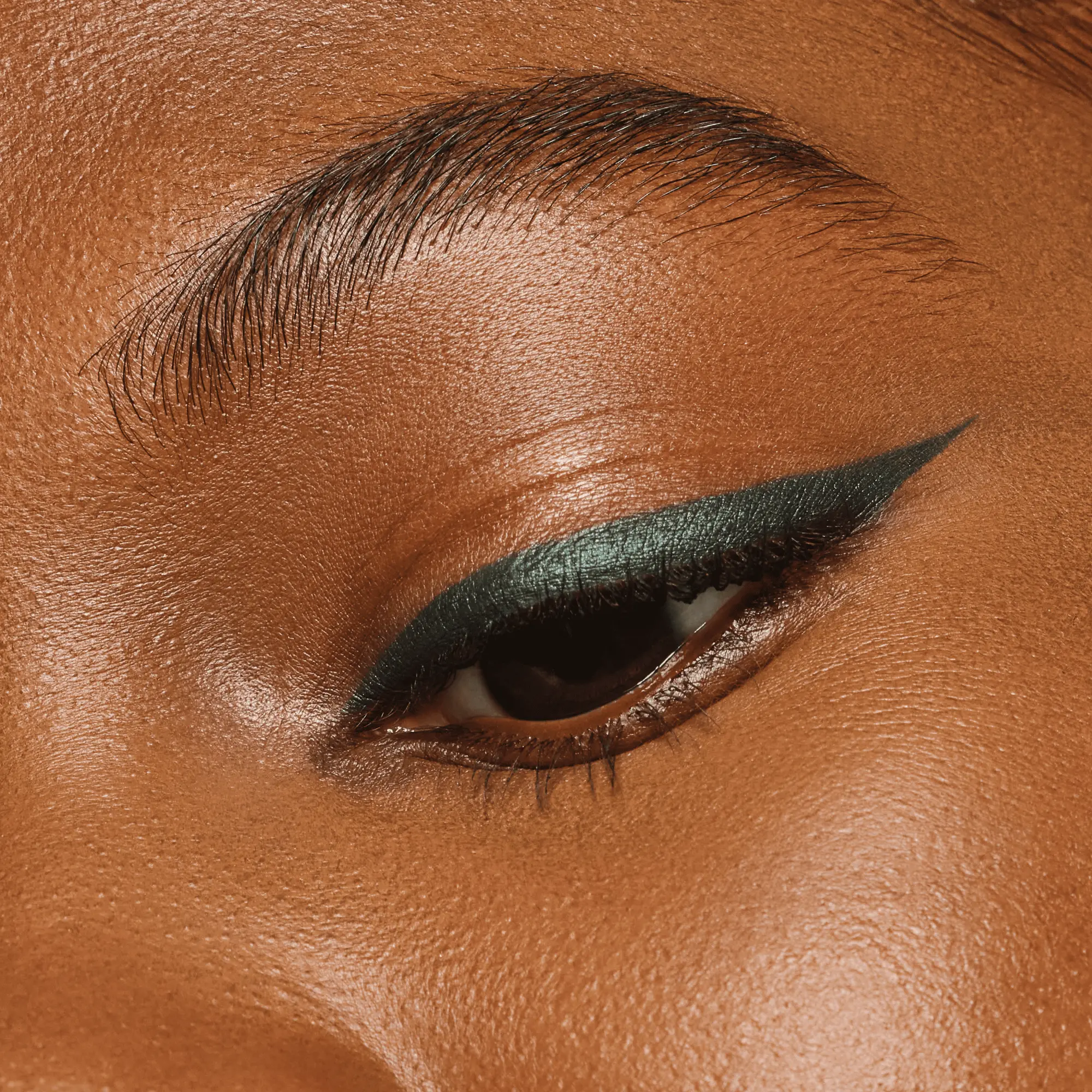 Kohl Kajal Waterproof 220 Deep Lagoon - Image 3