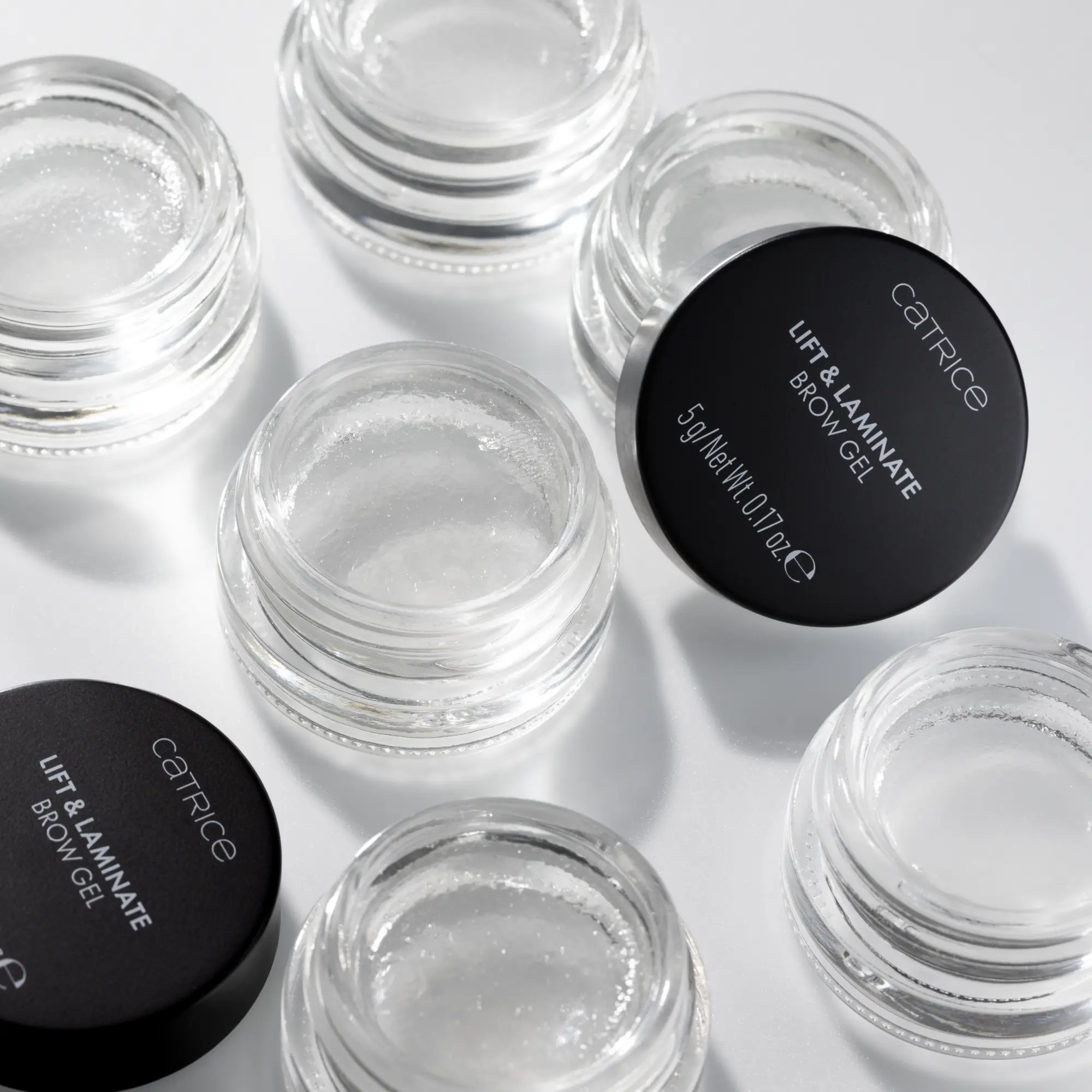 Lift & Laminate Brow Gel 010 Transparent - Image 9