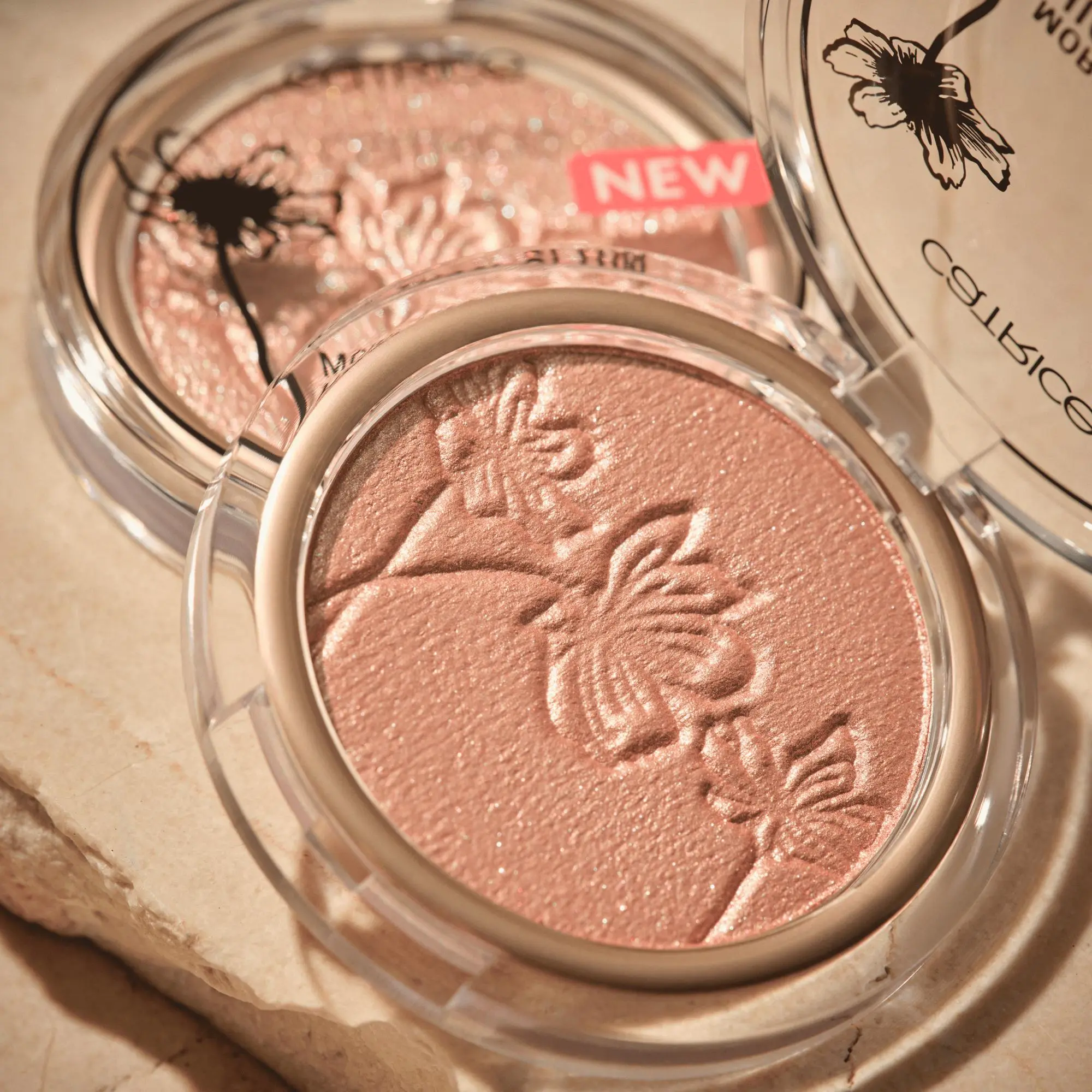 More Than Glow Highlighter 040 Absolute Blushin' Bright - Image 4