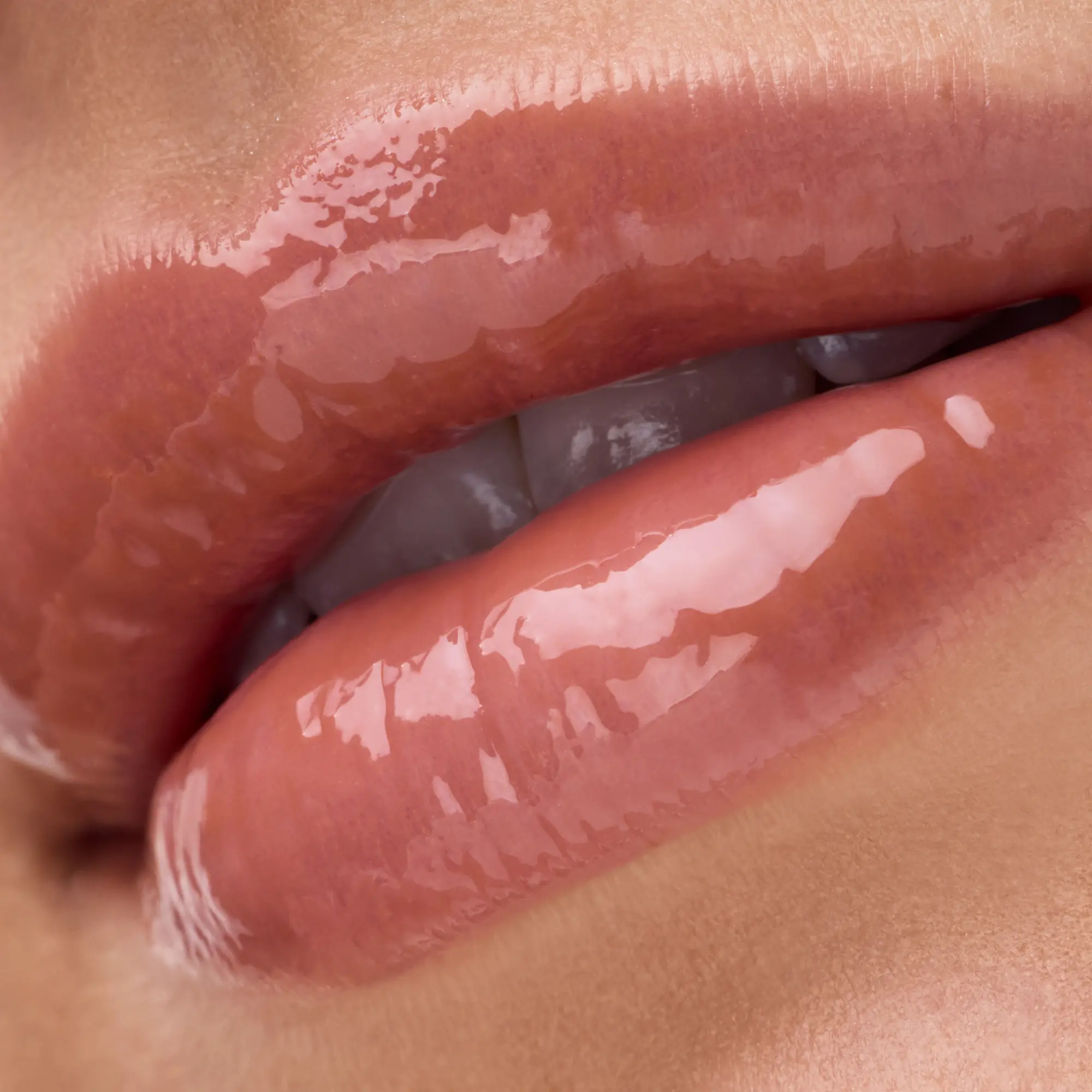 Peptide Bliss Glossy Lip Balm 040 Toffee Touched - Image 2