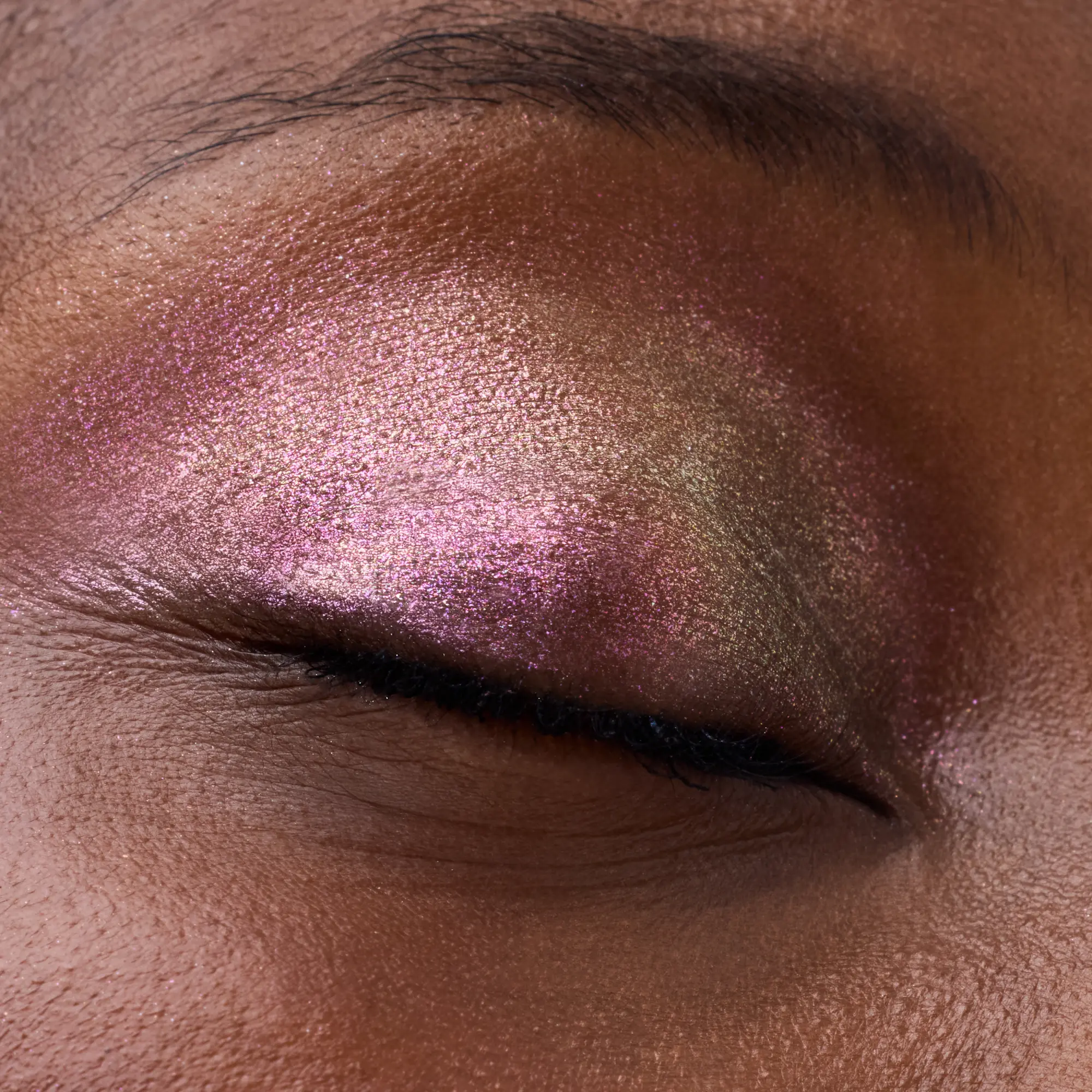 Prismatic Shift Eyeshadow 010 Pink Horizon - Image 2