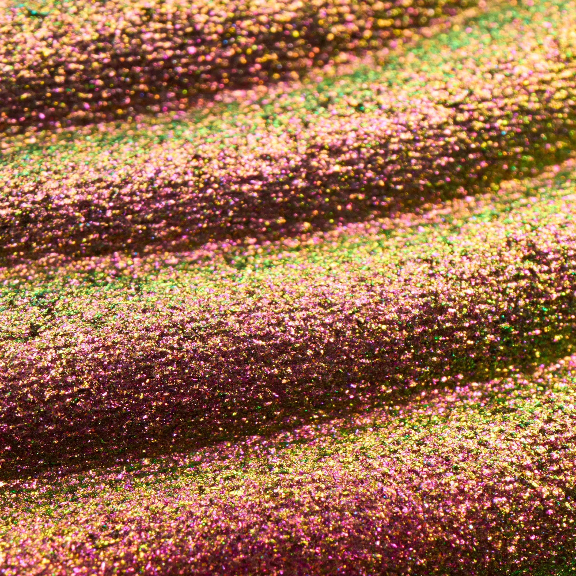 Prismatic Shift Eyeshadow 020 Berry Blaze - Image 9