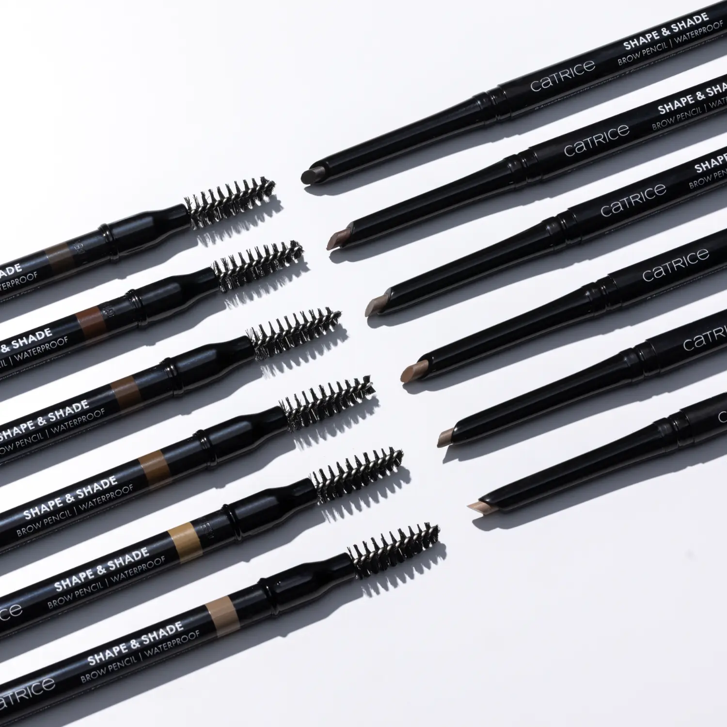 Shape & Shade Brow Pencil Waterproof - Image 4