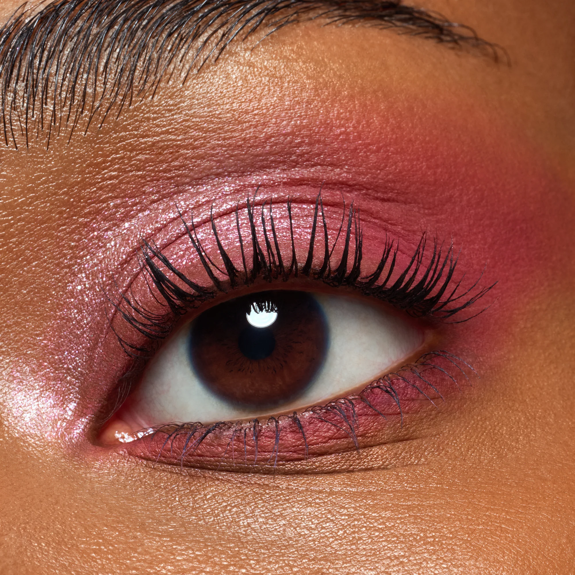 Tiny Treasures Eyeshadow Palette 020 Wild Berry - Image 4