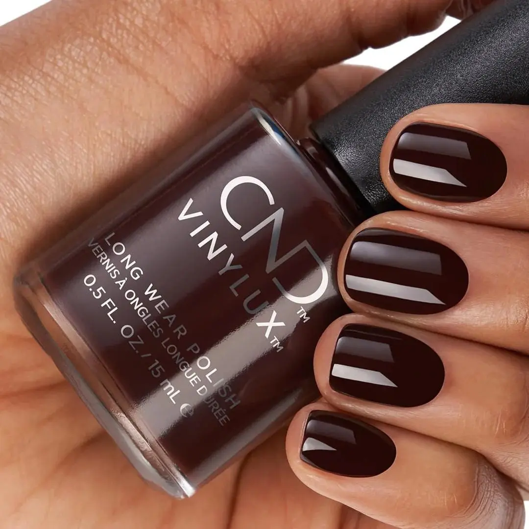 Vinylux Black Cherry #304 - Image 3