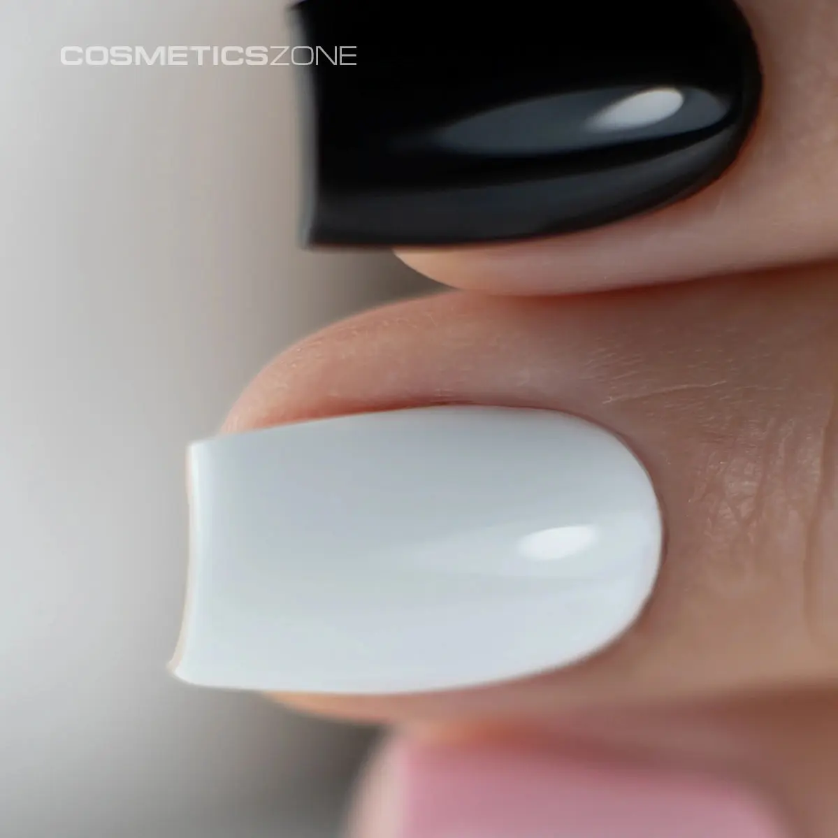 Hypoallergenic Hybrid UV/LED Gel Polish Intense White 003 - Image 3
