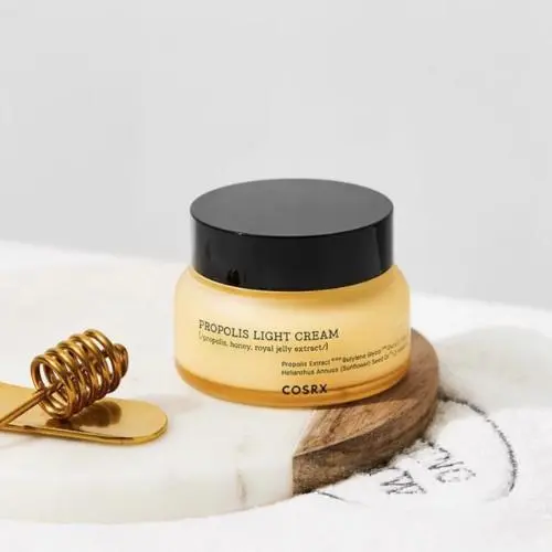 Full Fit Propolis Light Cream - Image 3