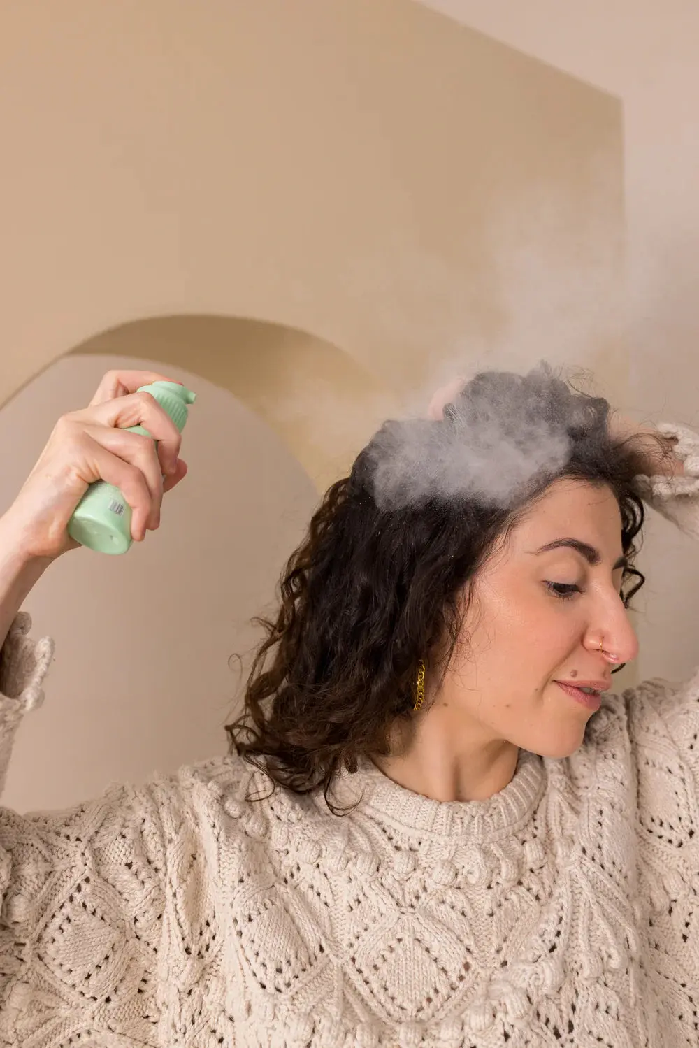 Volumizing Dry Shampoo - Image 2