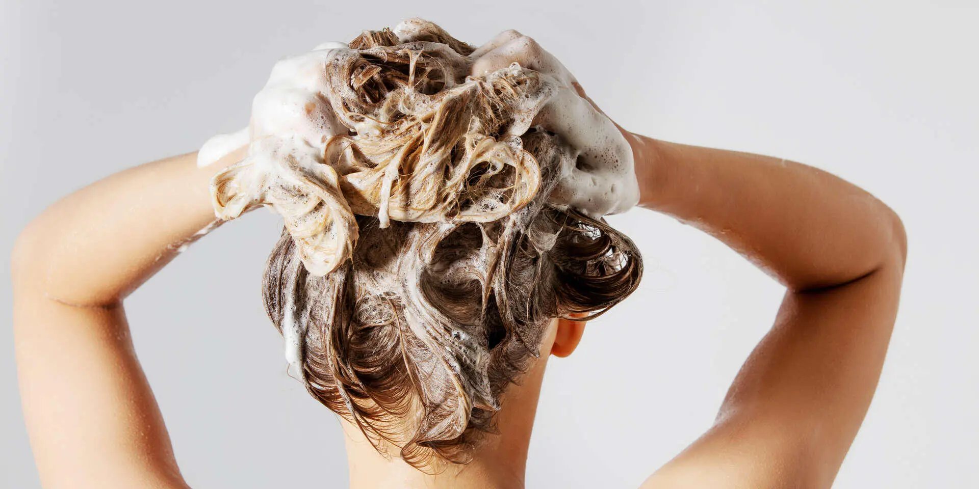 Deep Cleansing Shampoo - Image 3