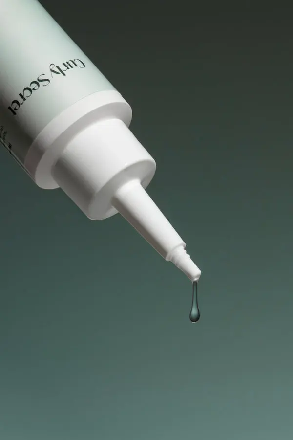 Renew+ Scalp Exfoliator - Image 4