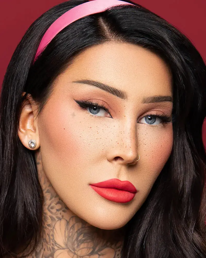 Sinful Liquid Lipstick Red Ink - Image 4