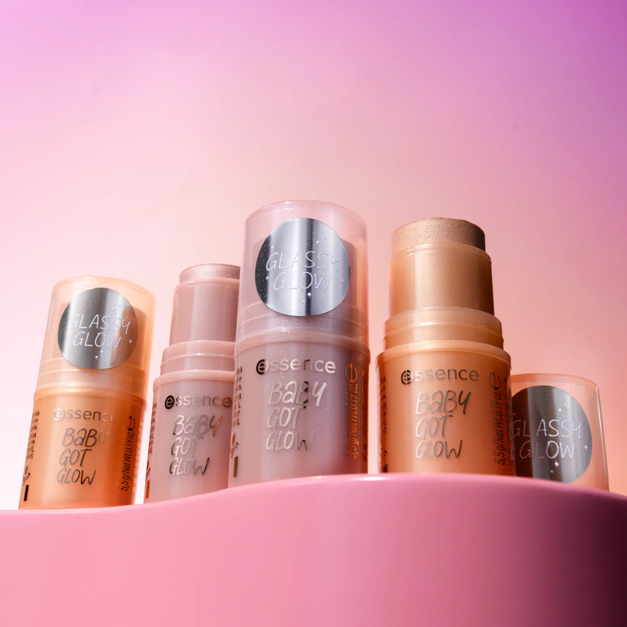 Baby Got Glow Highlighter Stick 20 Rosy Glaze - Image 8
