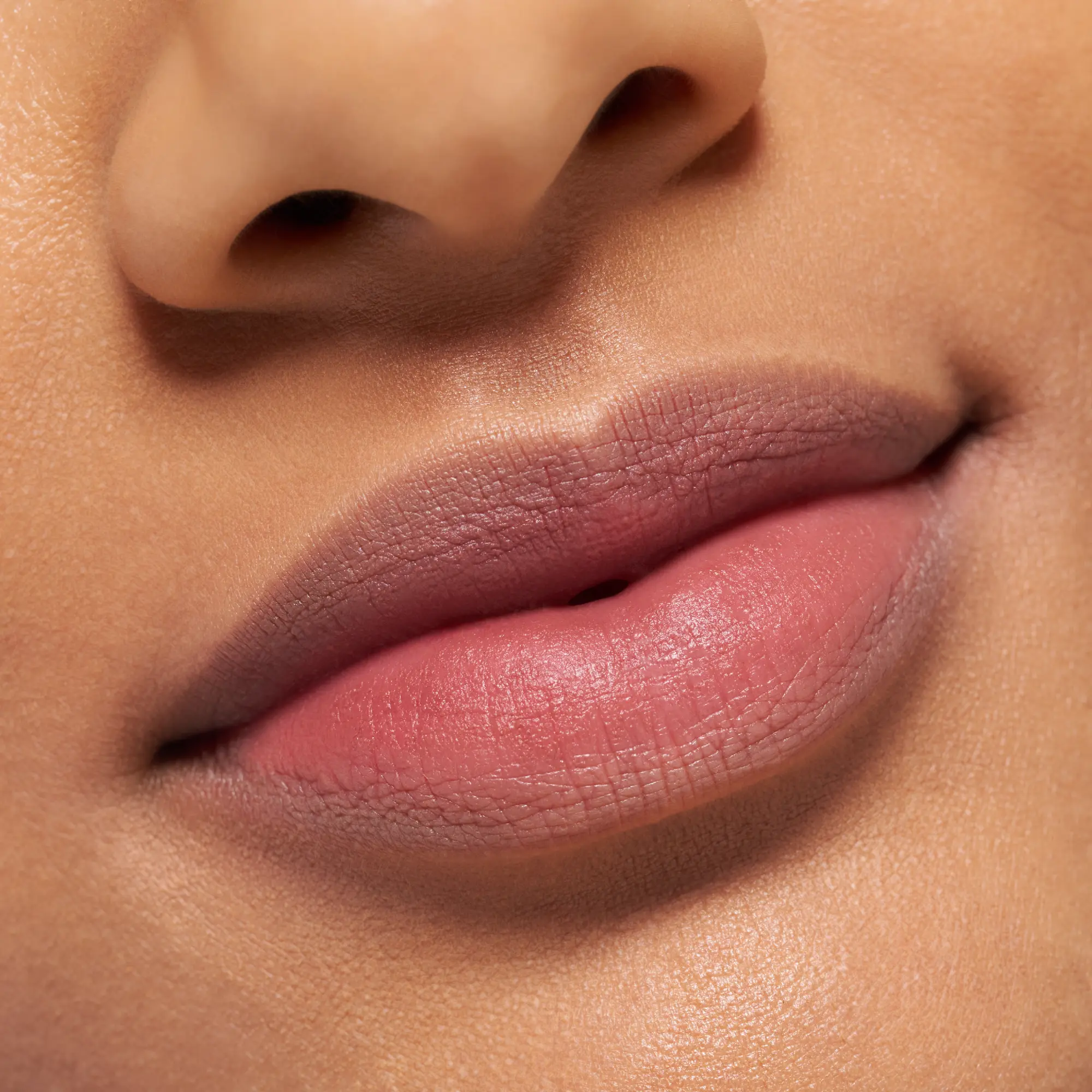Blur Soufflé Matte Lip Cream 01 Deep Scroll - Image 3