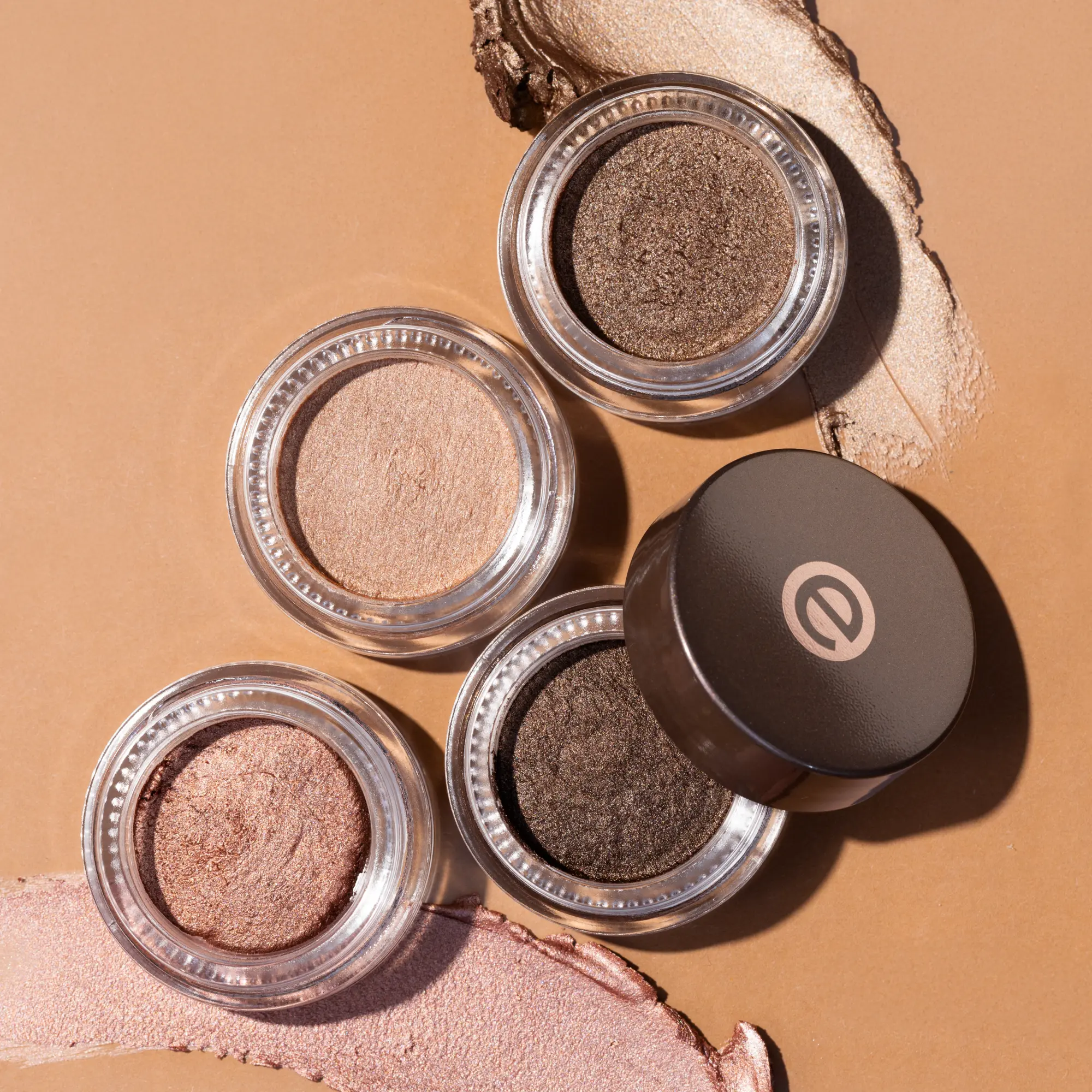 Cream Eyeshadow 02 Pearl - Image 7