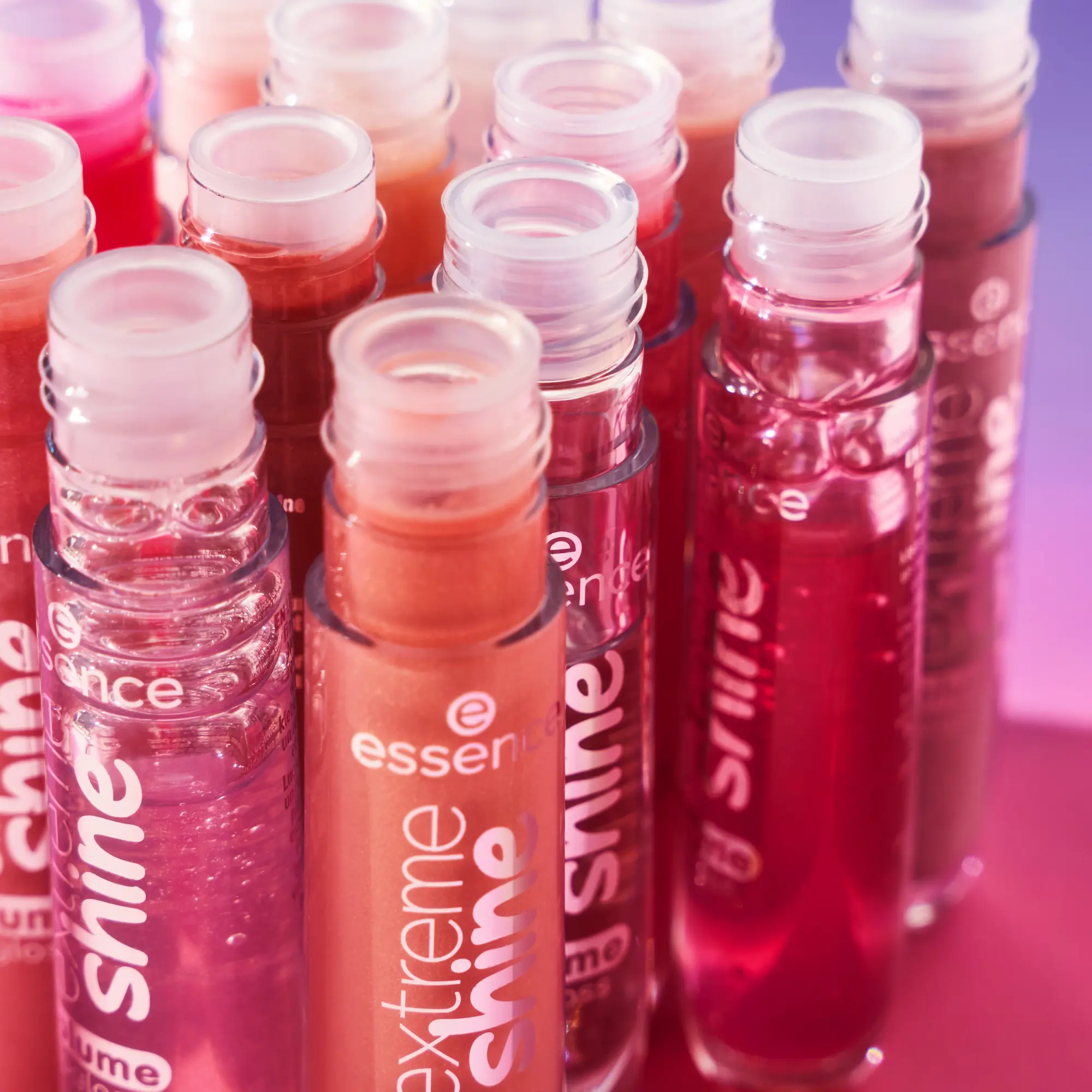 Extreme Shine Volume Lipgloss 19 Frosted Fairy - Image 9