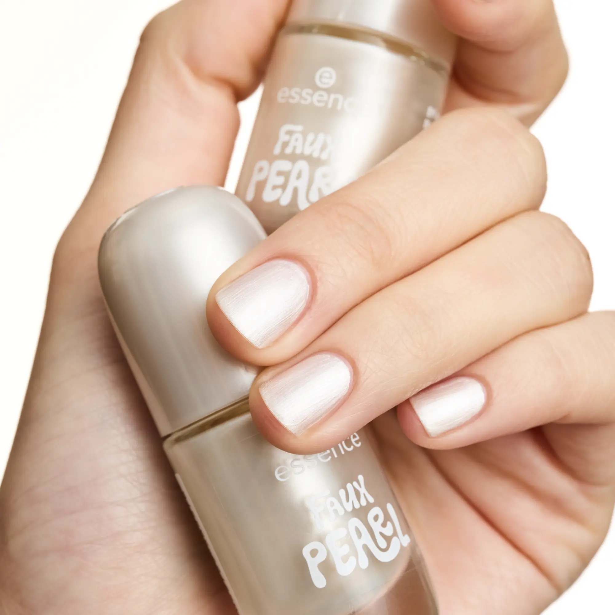 Gel Nail Polish 17 Faux Pearl - Image 3