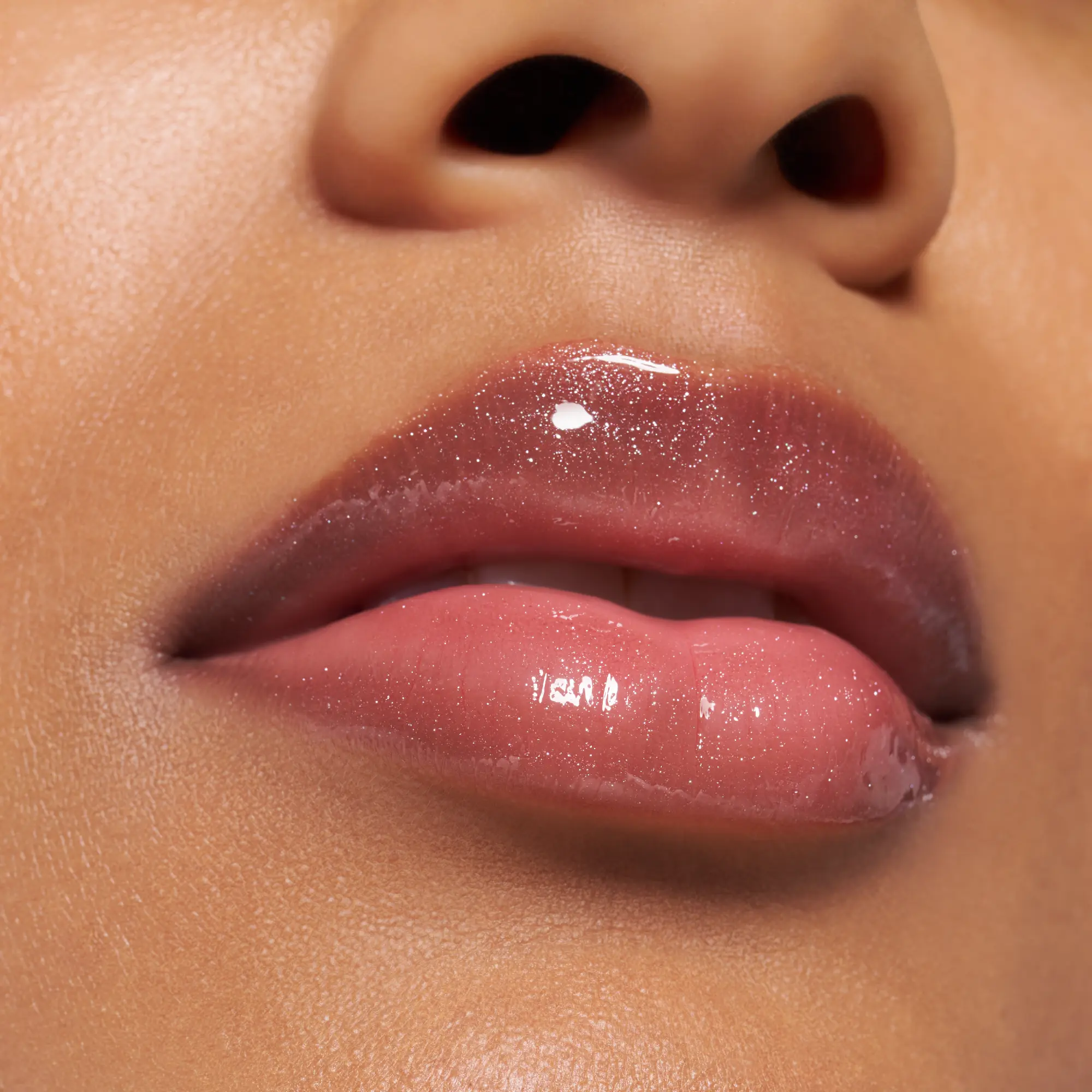 Hydra Kiss Lip Oil 11 Rosy Sparkle - Image 3