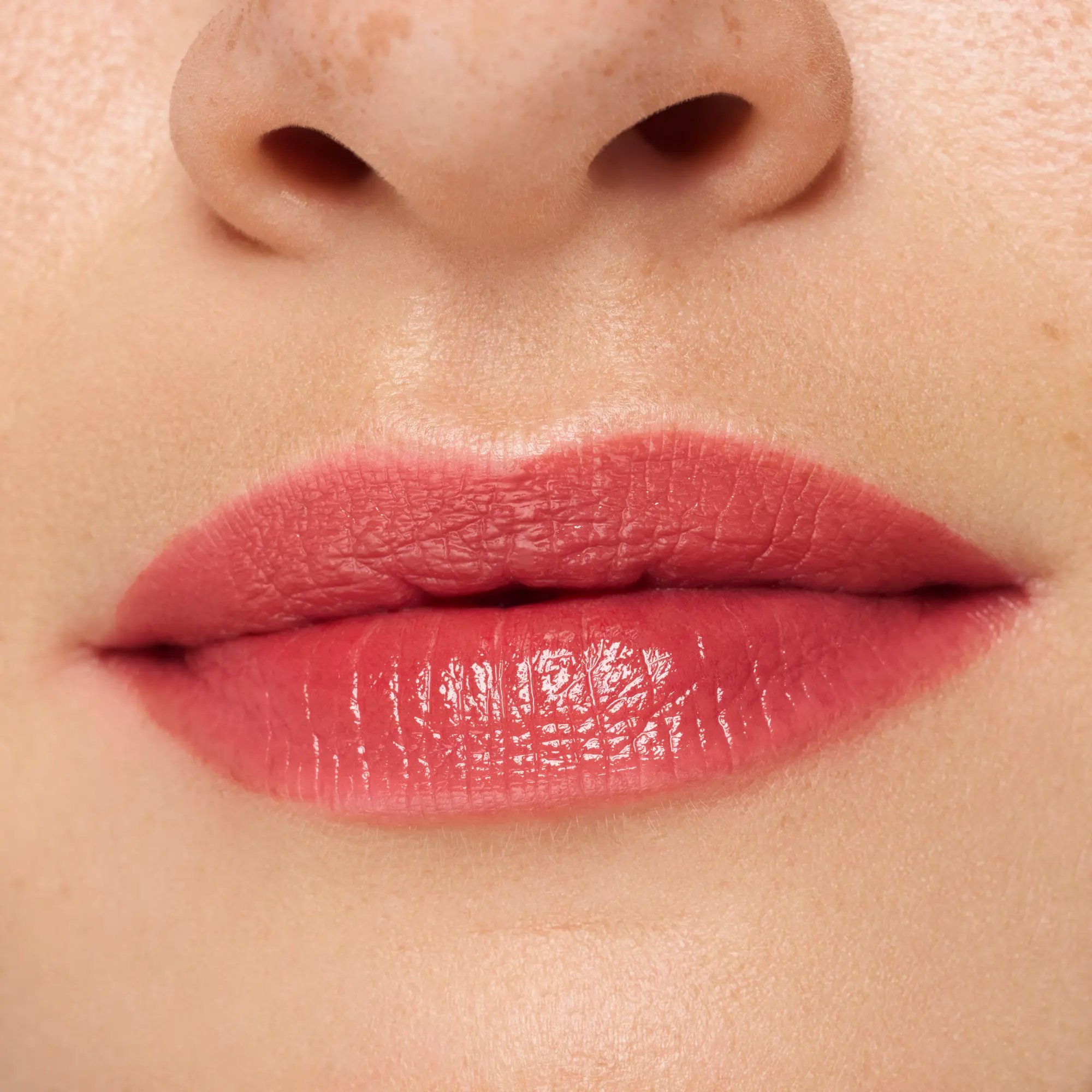 Hydra Kiss Lip Tint 01 Blushing Nude - Image 2