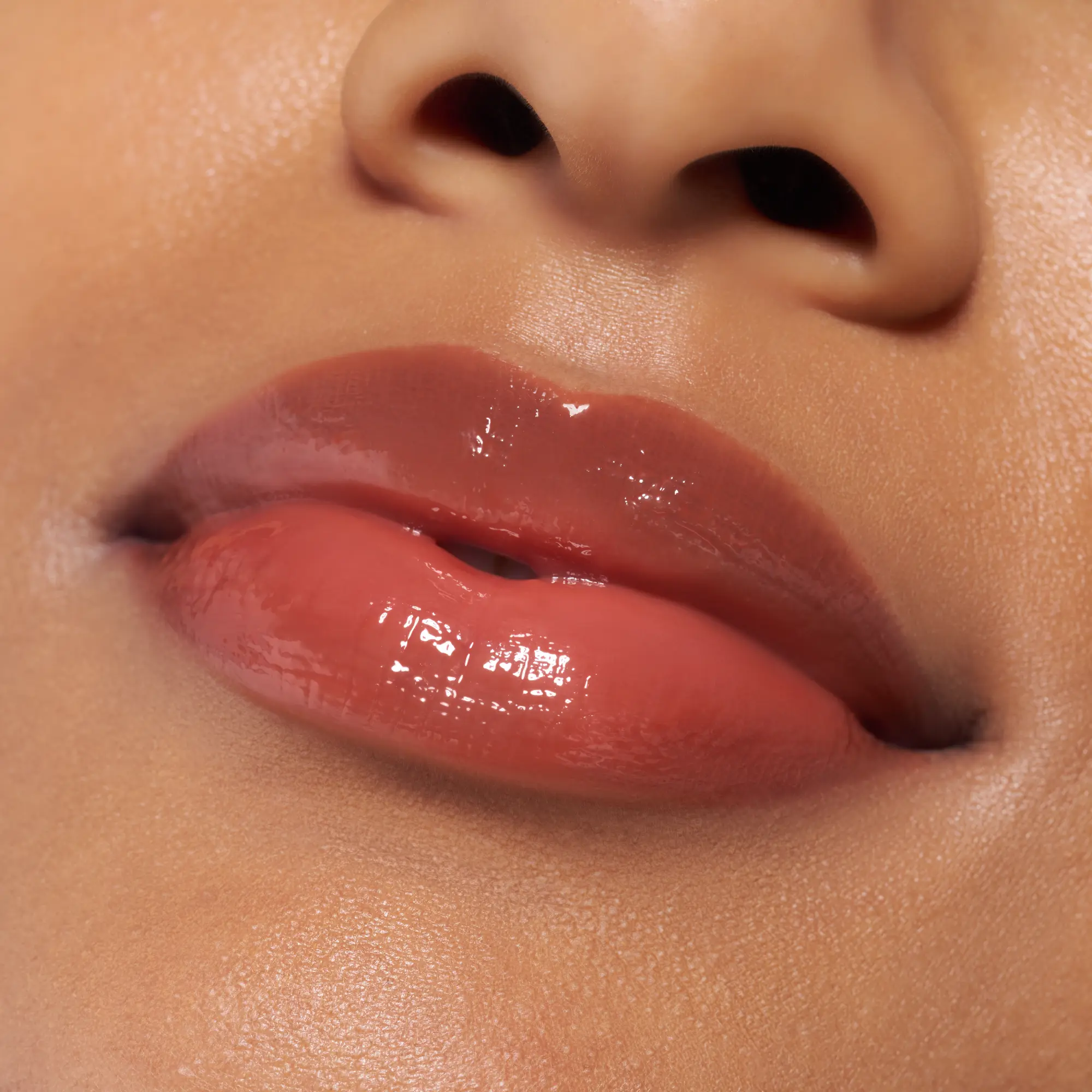 Juicy Bomb Glossy Butter Balm 07 Caramelt My Heart - Image 2