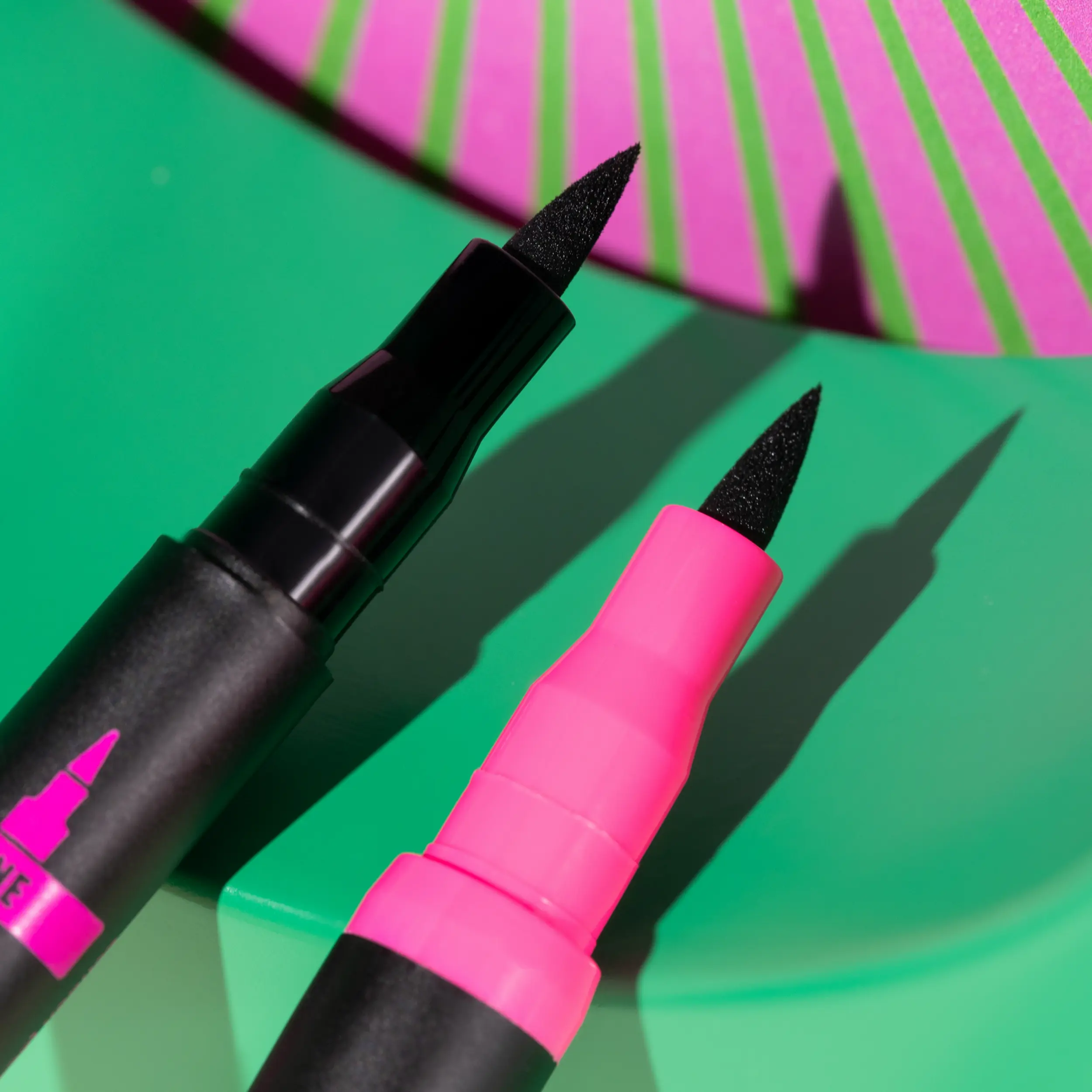 Line It Like A Pro! Liner 01 Black - Image 8