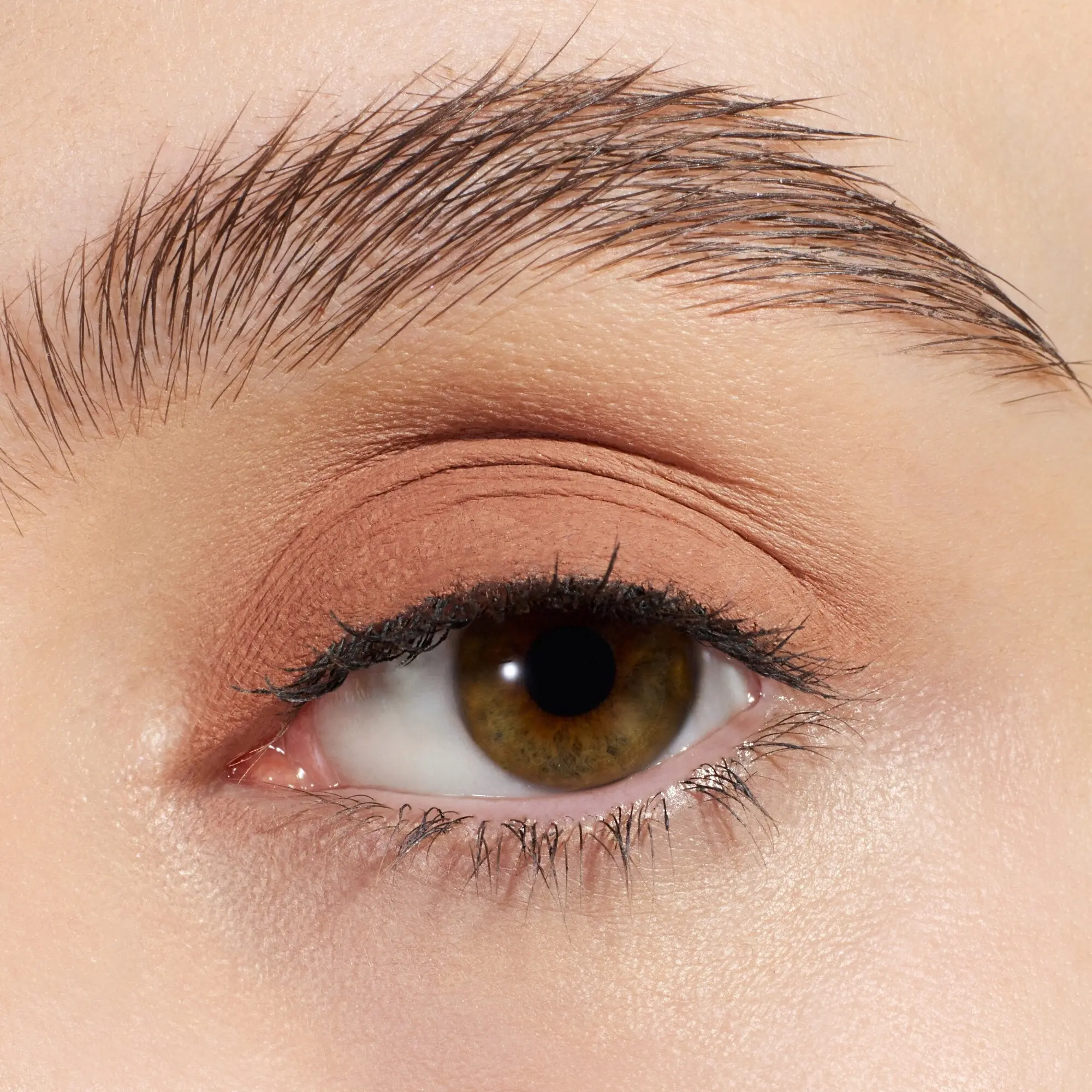 Matte Liquid Eyeshadow 01 Bare Bliss - Image 8