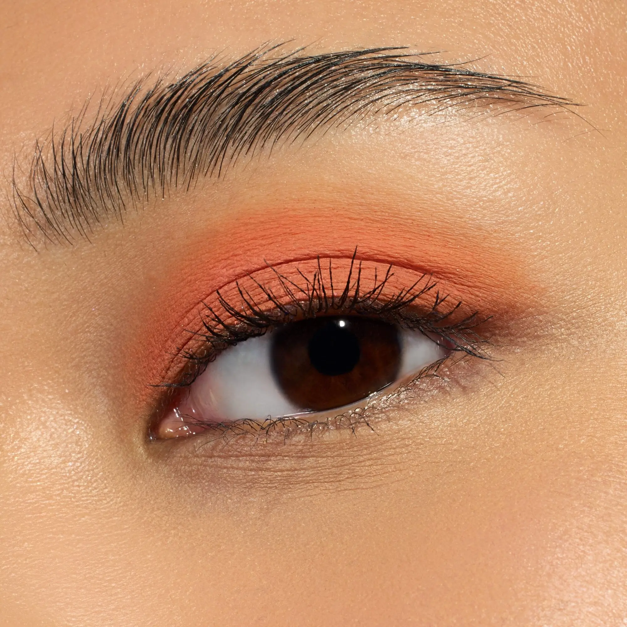 Matte Liquid Eyeshadow 03 Peach Pop - Image 2