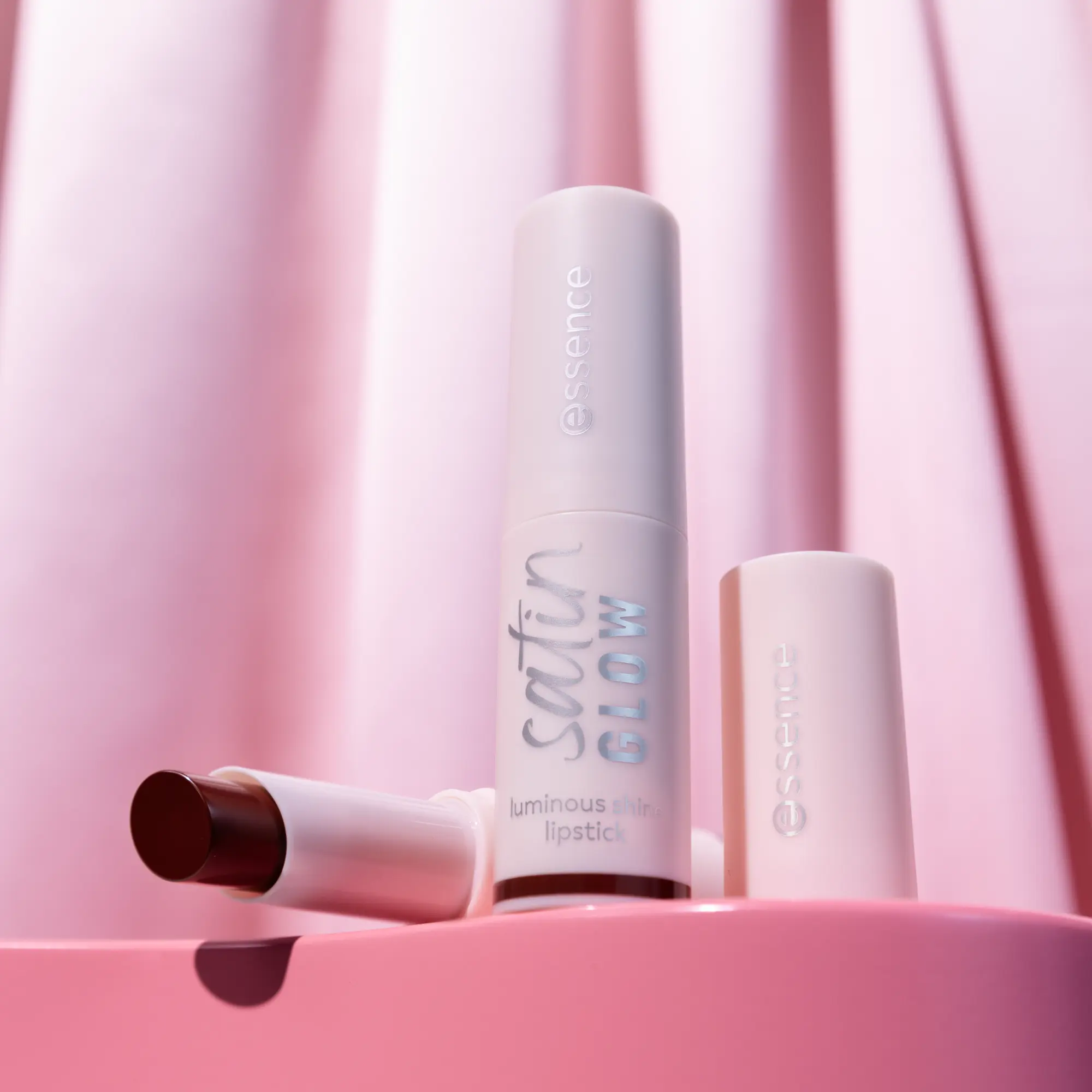 Satin Glow Luminous Shine Lipstick 06 Deja-brew - Image 5