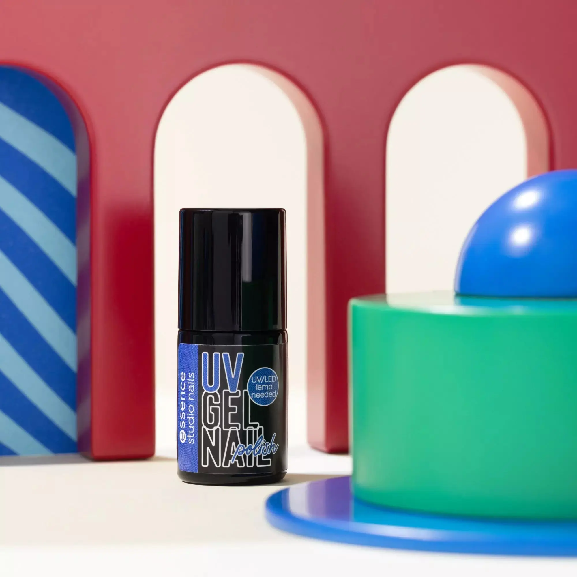 Studio Nails UV Gel Nail Polish 14 Electric Blue - Image 4
