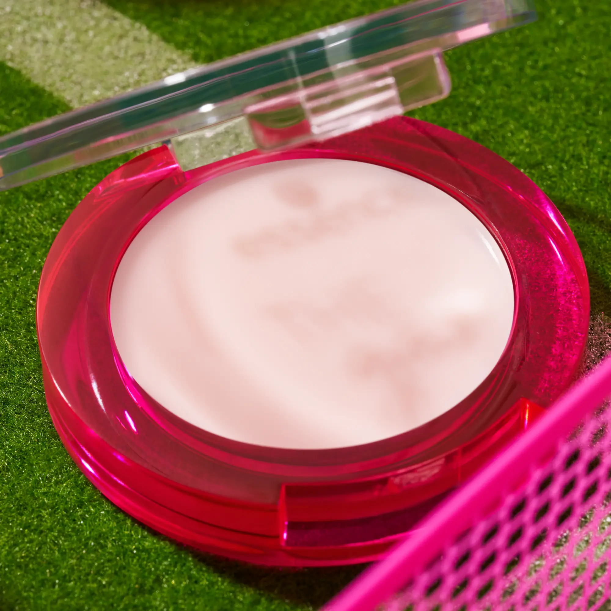 The Game Edit pH Reacting Cheek Balm Pretty Serve, Please! - Image 3