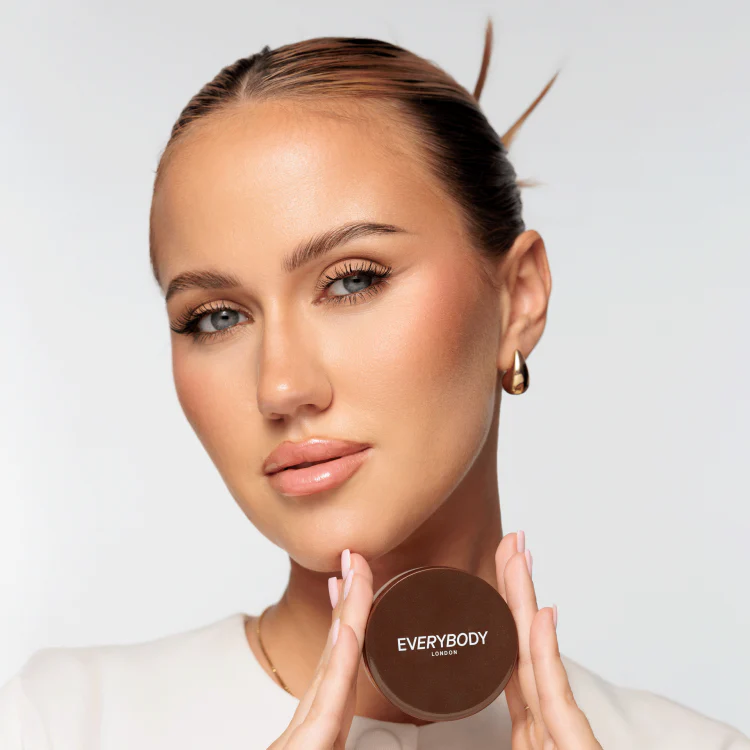 Brightening Silk Under Eye Loose Powder - Image 2