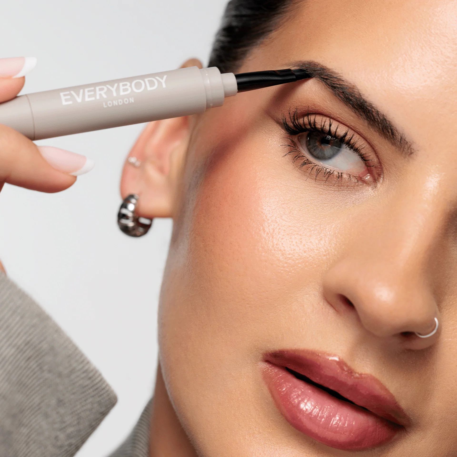 Brow Pomade with Brush - Image 3
